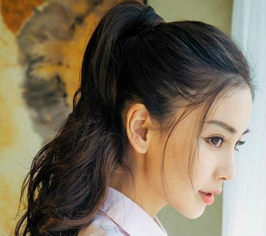 马尾辫的扎法图解 