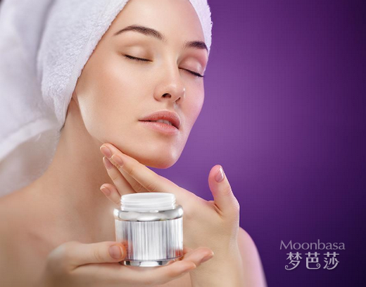 面霜和乳液的区别