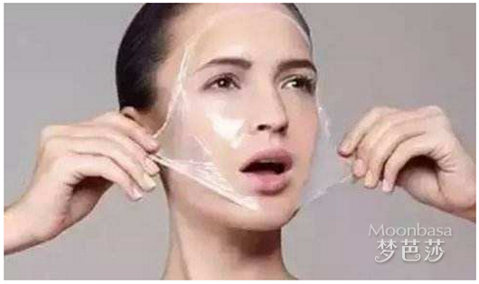 皮肤油腻毛孔粗多痘